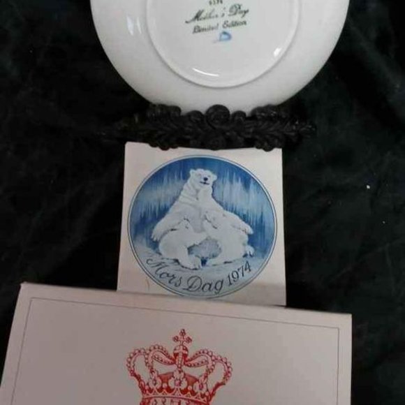 VINTAGE B&G BING & GRONDAHL 1974 MOTHER'S DAY DISPLAY PLATE - Picture 4 of 5